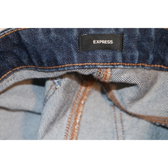 Express Women’s Relaxed Tapered Mid Rise Jeans - Picture 6 of 13